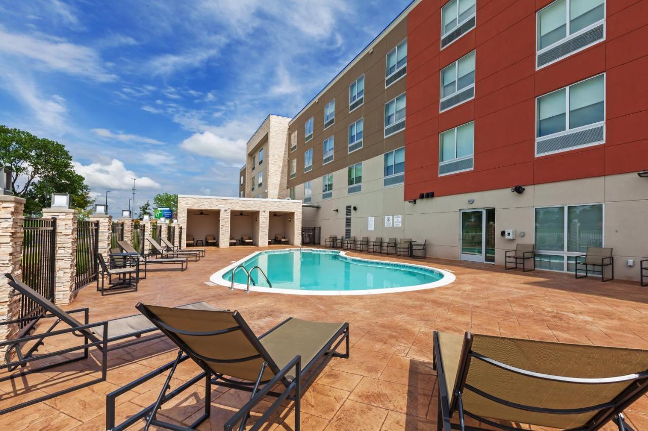 Holiday Inn Express & Suites Tulsa South - Woodland Hills By Ihg Екстер'єр фото