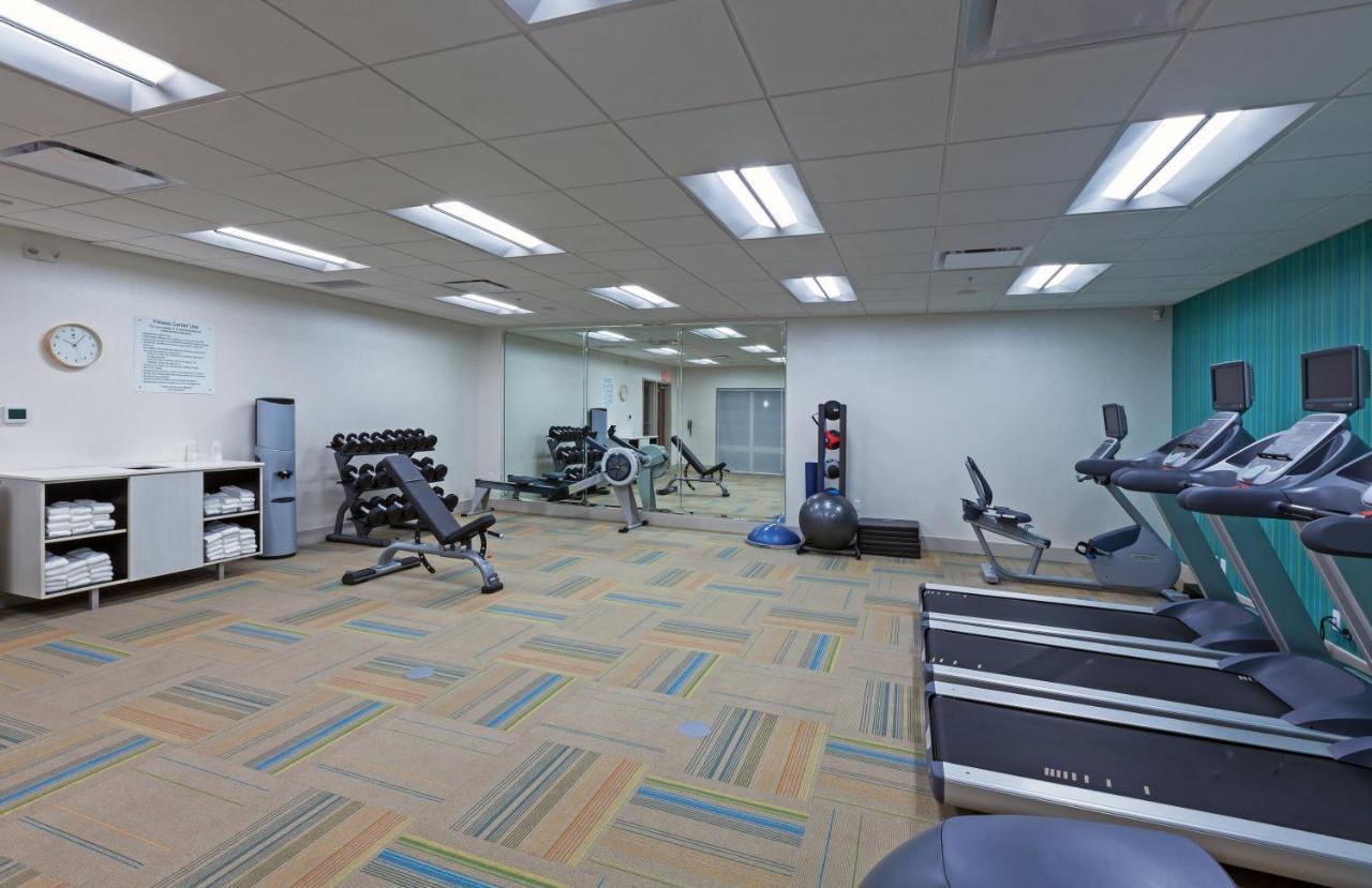 Holiday Inn Express & Suites Tulsa South - Woodland Hills By Ihg Екстер'єр фото